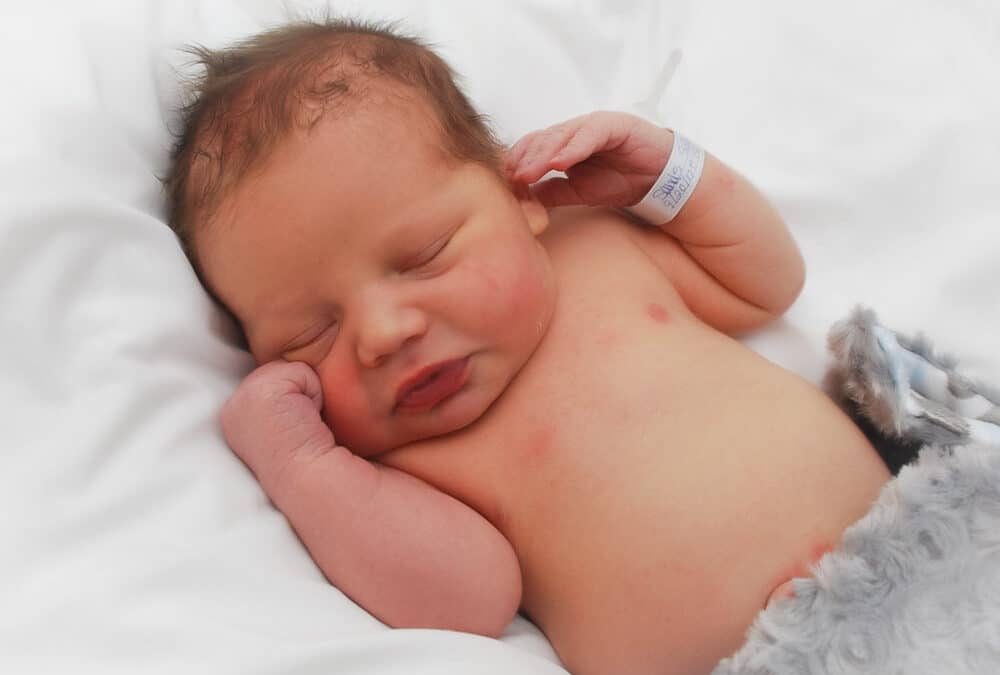 Suzi's new baby, Rome Everett Sands, sleeping
